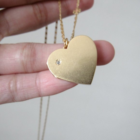 SOLD 💙 TORY BURCH Gold Heart Locket Necklace Jewel Encrusted Pendant NEW! - Picture 2 of 8